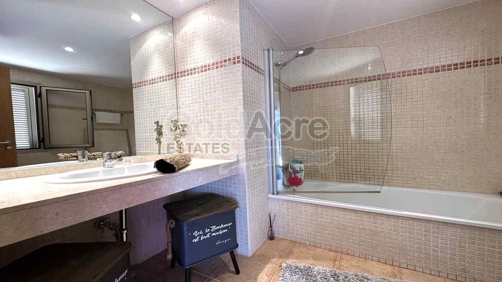 3 slaapkamer Villa te koop in Caleta de Fuste met zwembad - € 650.000 (Ref: 9113957)