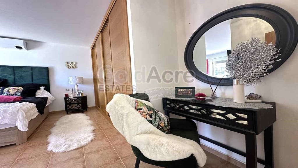 3 slaapkamer Villa te koop in Caleta de Fuste met zwembad - € 650.000 (Ref: 9113957)