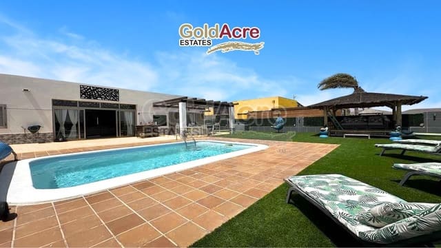 3 Zimmer Villa zu verkaufen in Caleta de Fuste, Antigua mit Pool Garage - 650.000 € (Ref: 9113957)