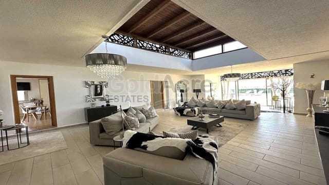 3 Zimmer Villa zu verkaufen in Caleta de Fuste, Antigua mit Pool Garage - 650.000 € (Ref: 9113957)