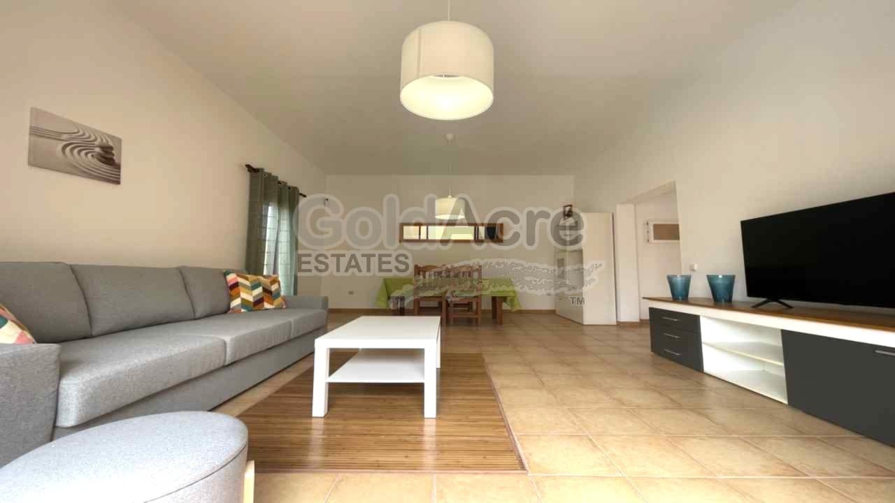 3 soveværelse Villa til salg i La Oliva med swimmingpool - € 325.000 (Ref: 9114504)