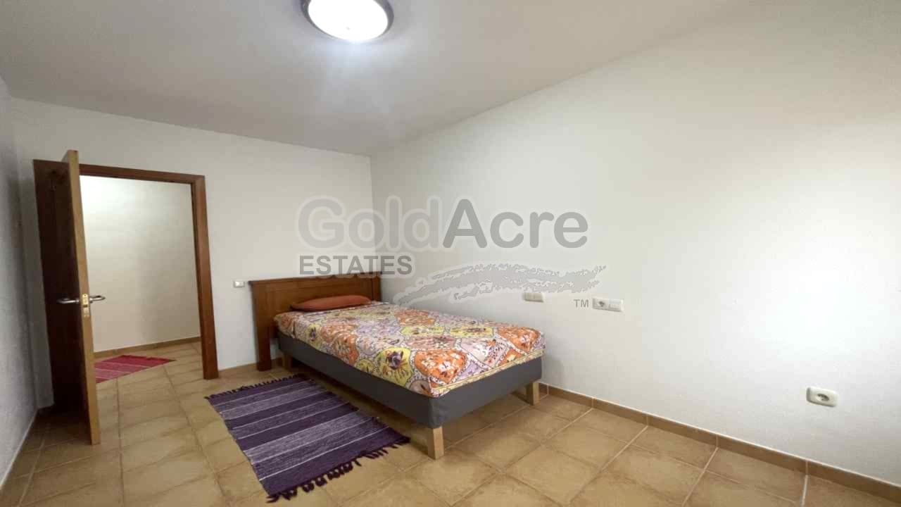 3 soveværelse Villa til salg i La Oliva med swimmingpool - € 325.000 (Ref: 9114504)