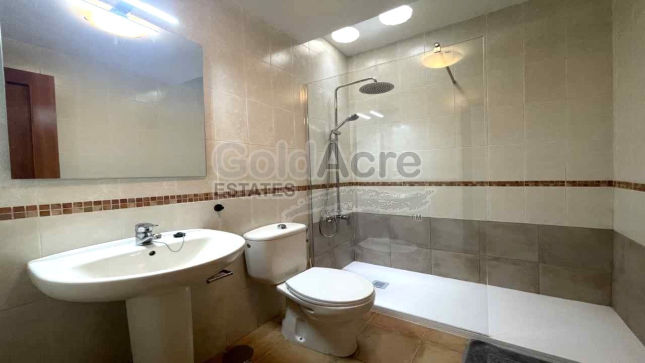 3 soveværelse Villa til salg i La Oliva med swimmingpool - € 325.000 (Ref: 9114504)