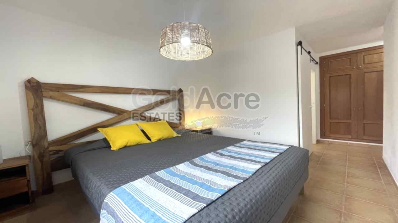 3 soveværelse Villa til salg i La Oliva med swimmingpool - € 325.000 (Ref: 9114504)