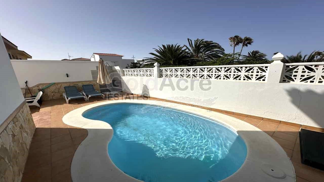 1 quarto Moradia para venda em Corralejo - 675 000 € (Ref: 9124675)