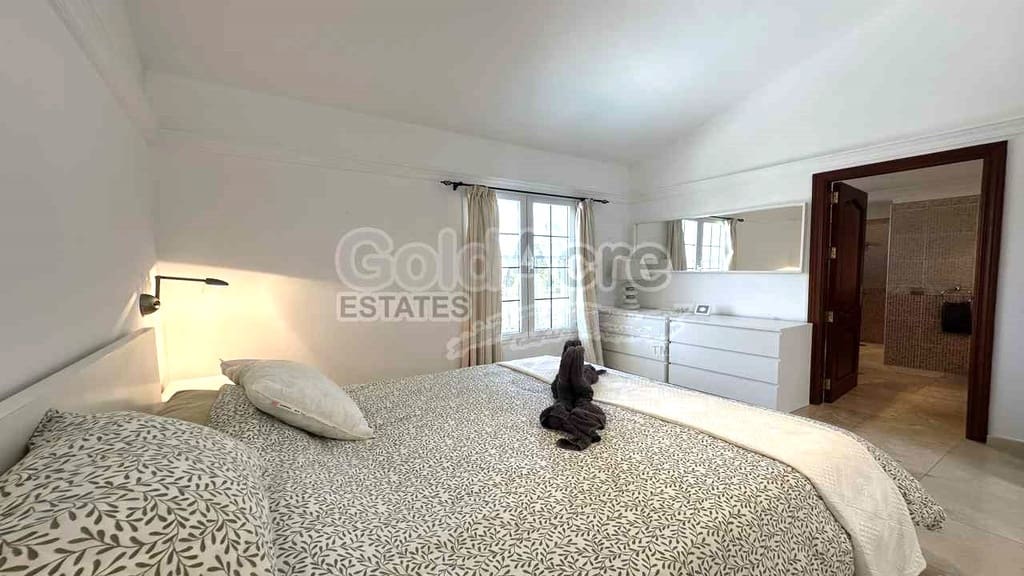 3 Zimmer Villa zu verkaufen in Corralejo mit Pool - 675.000 € (Ref: 9124675)