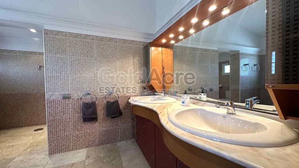 3 Zimmer Villa zu verkaufen in Corralejo mit Pool - 675.000 € (Ref: 9124675)