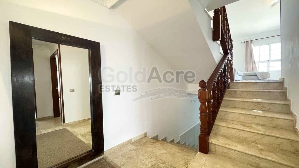 3 bedroom Villa for sale in Corralejo with pool garage - € 675,000 (Ref: 9124675)