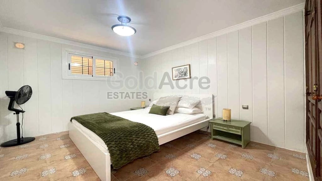 3 bedroom Villa for sale in Corralejo with pool garage - € 675,000 (Ref: 9124675)