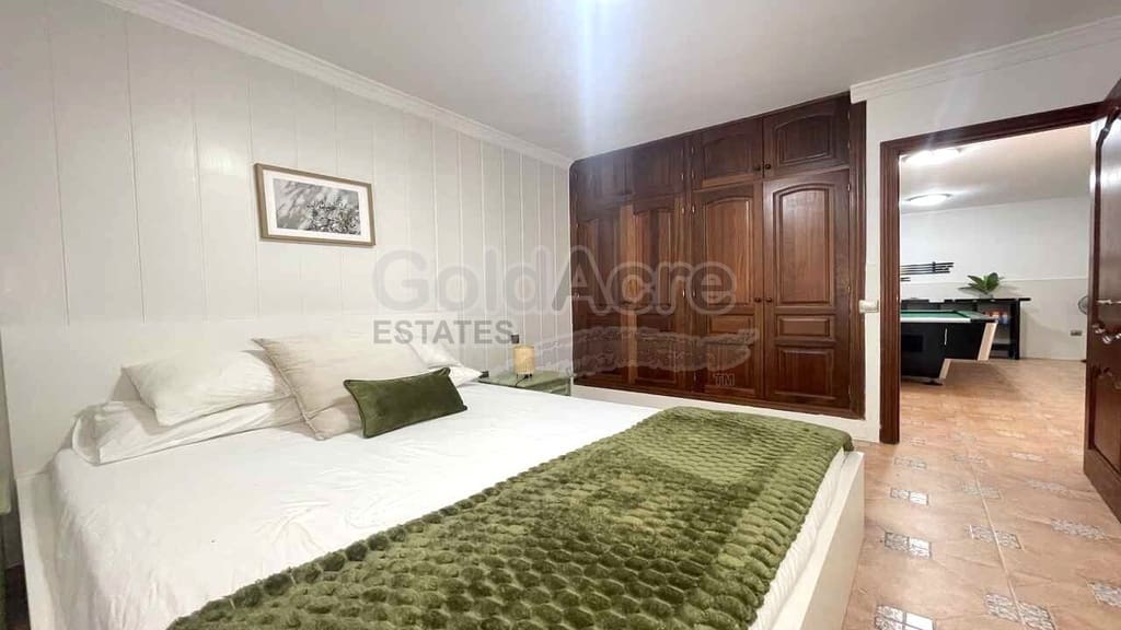 3 bedroom Villa for sale in Corralejo with pool garage - € 675,000 (Ref: 9124675)