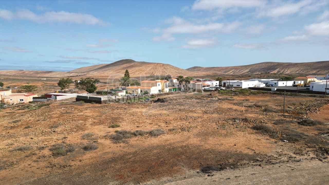 Huvila myytävänä paikassa Villaverde - 145 000 € (Ref: 9125604)