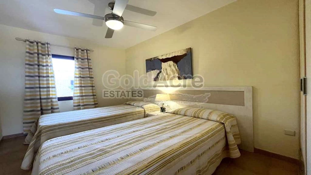 3 bedroom Villa for sale in La Oliva with pool - € 340,000 (Ref: 9129394)