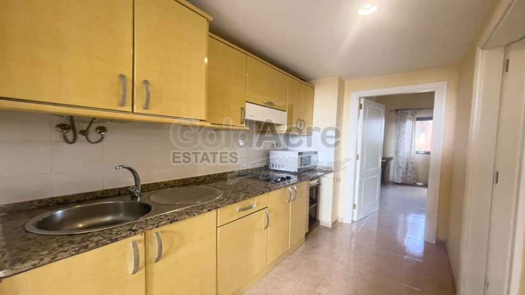 1 bedroom Apartment for sale in Corralejo with pool - € 215,000 (Ref: 9142558)