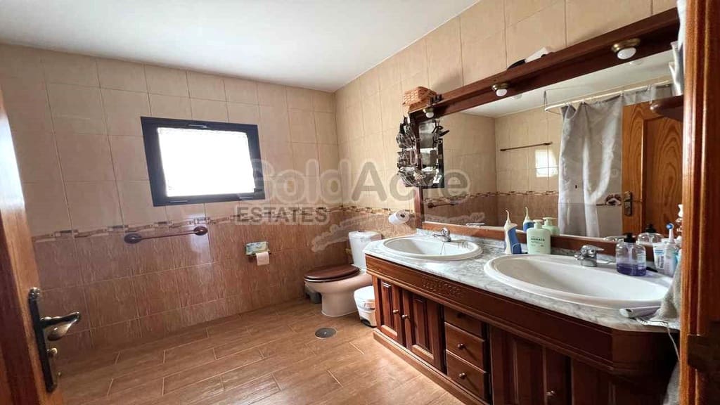 2 makuuhuone Huvila myytävänä paikassa Tuineje - 389 000 € (Ref: 9145783)