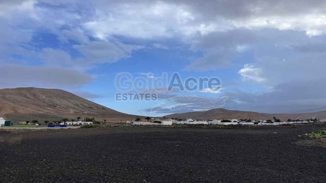 Terreno/Finca Rústica en Villaverde, La Oliva en venta - 326.000 € (Ref: 9166118)