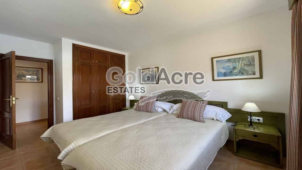 3 sypialnia Willa na sprzedaż w Corralejo z basenem - 515 000 € (Ref: 9181325)