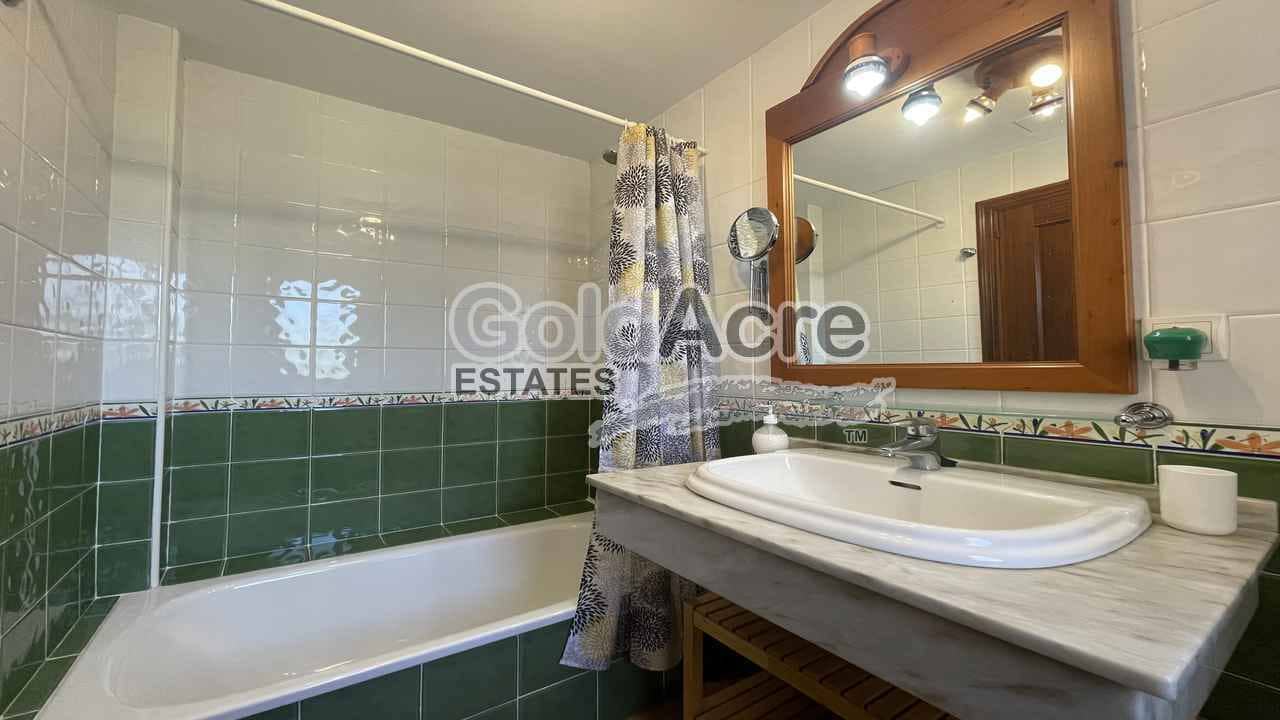 3 sypialnia Willa na sprzedaż w Corralejo z basenem - 515 000 € (Ref: 9181325)