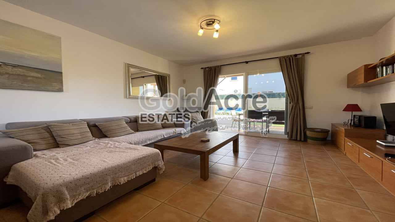 3 quarto Moradia para venda em Corralejo com piscina - 515 000 € (Ref: 9181325)