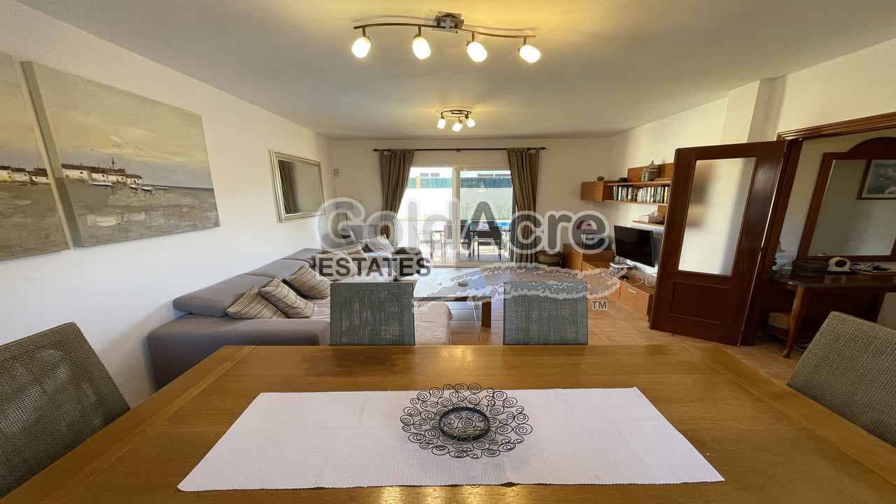 3 quarto Moradia para venda em Corralejo com piscina - 515 000 € (Ref: 9181325)