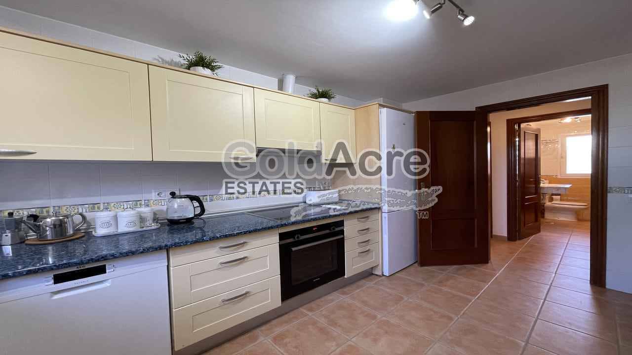 3 quarto Moradia para venda em Corralejo com piscina - 515 000 € (Ref: 9181325)