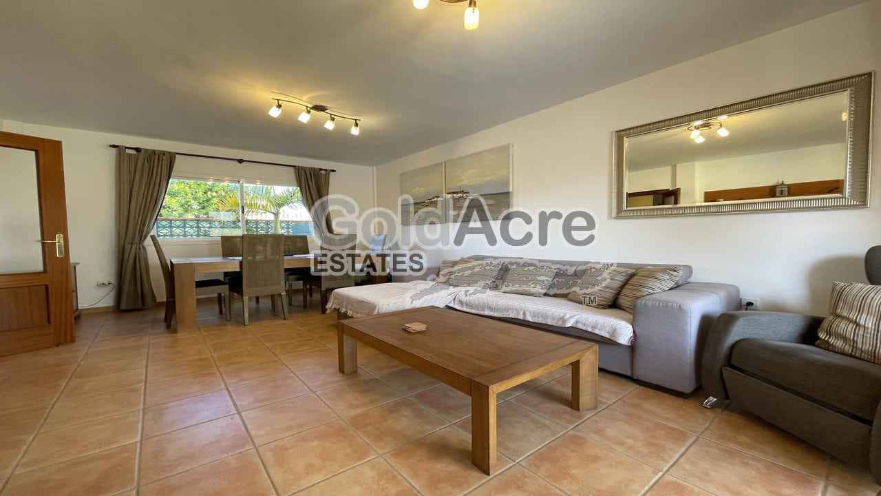3 quarto Moradia para venda em Corralejo com piscina - 515 000 € (Ref: 9181325)