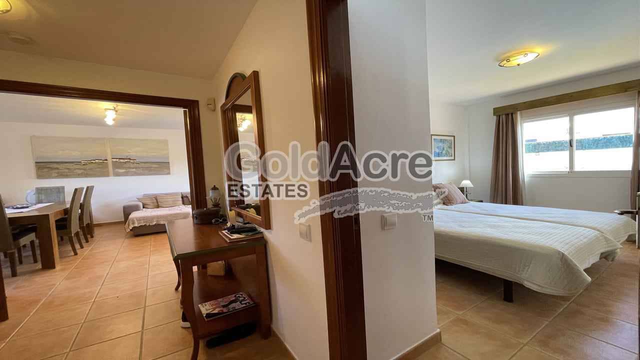 3 quarto Moradia para venda em Corralejo com piscina - 515 000 € (Ref: 9181325)