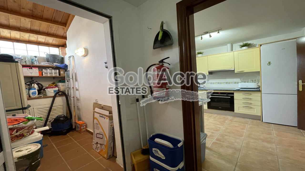 3 quarto Moradia para venda em Corralejo com piscina - 515 000 € (Ref: 9181325)