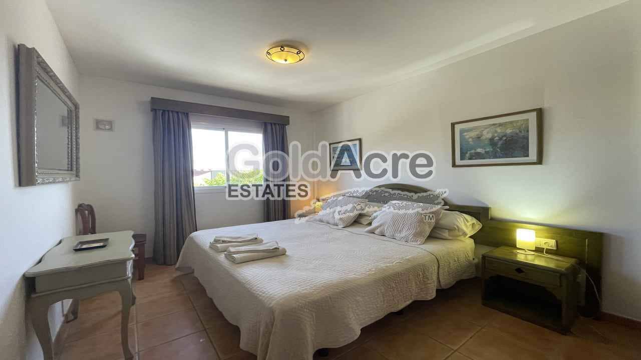 3 quarto Moradia para venda em Corralejo com piscina - 515 000 € (Ref: 9181325)