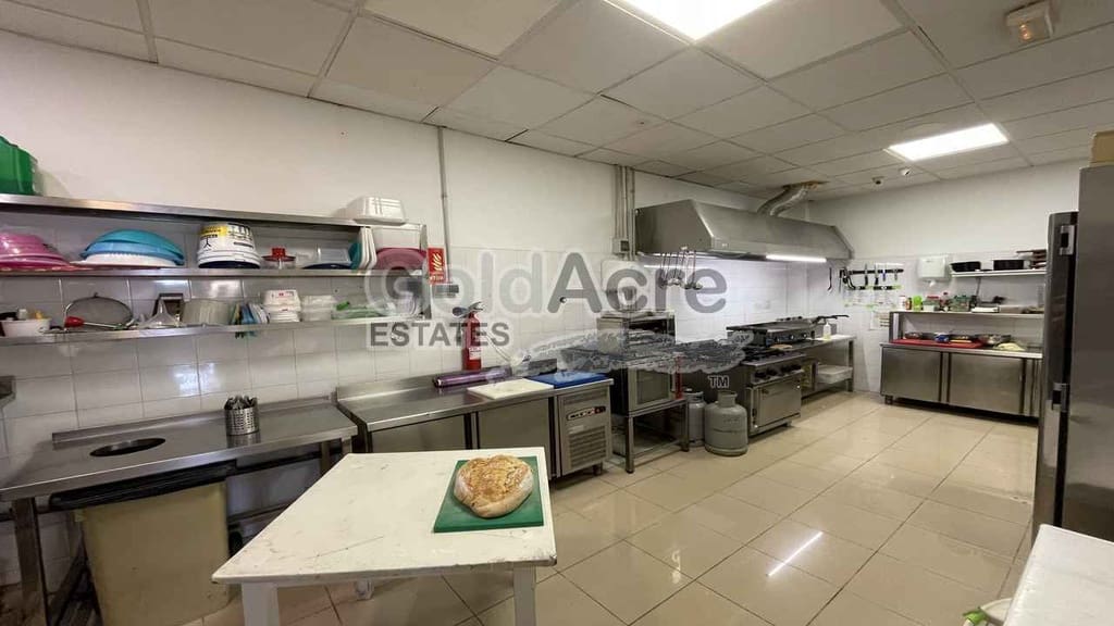 Kommersiell til salgs i Corralejo - € 385 000 (Ref: 9184949)