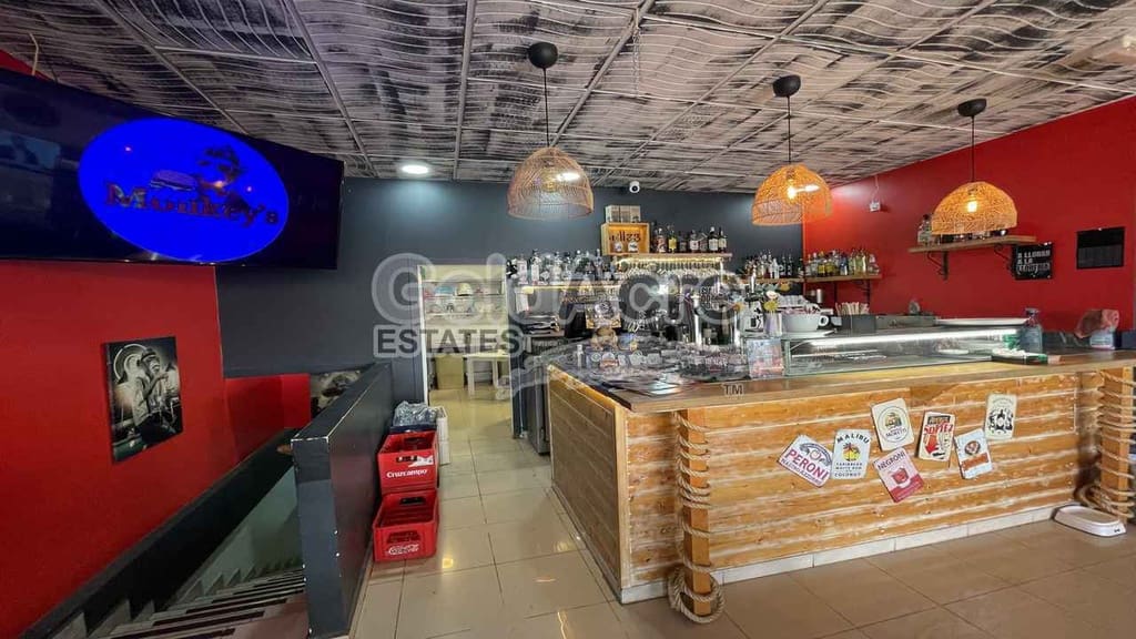 Commercieel te koop in Corralejo - € 385.000 (Ref: 9184949)