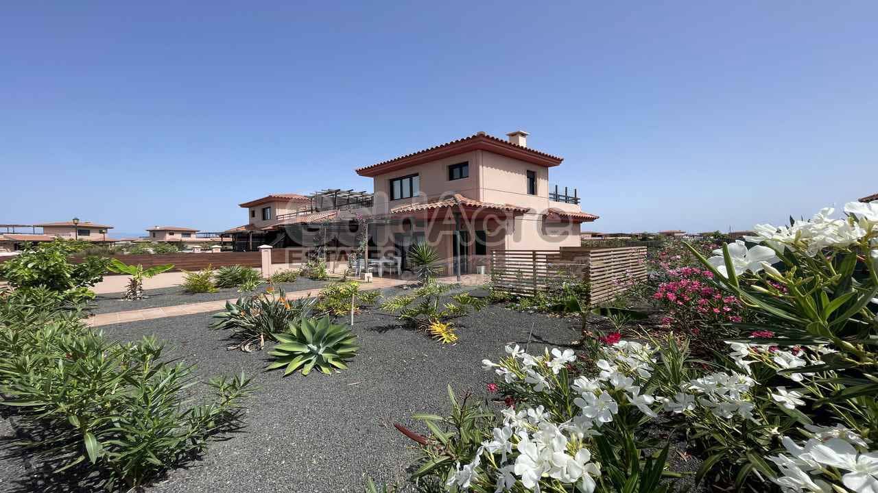 2 soverom Leilighet til salgs i Majanicho med svømmebasseng - € 279 000 (Ref: 9192670)