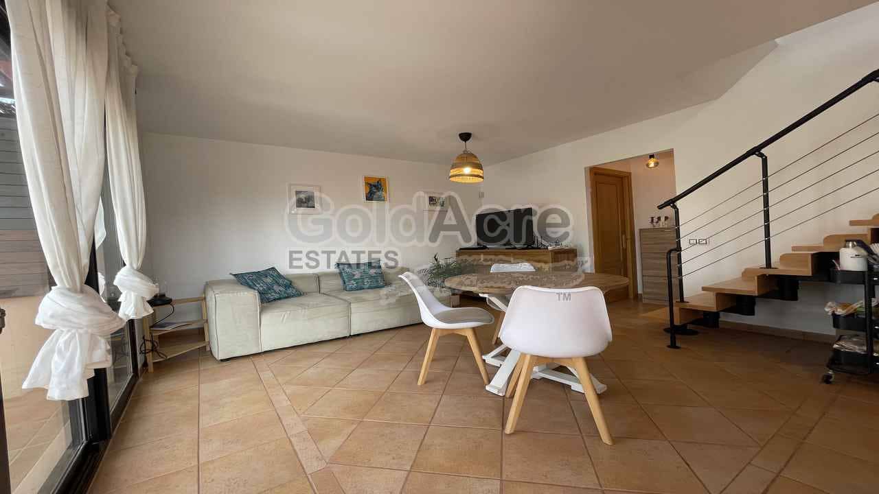 2 soverom Leilighet til salgs i Majanicho med svømmebasseng - € 279 000 (Ref: 9192670)