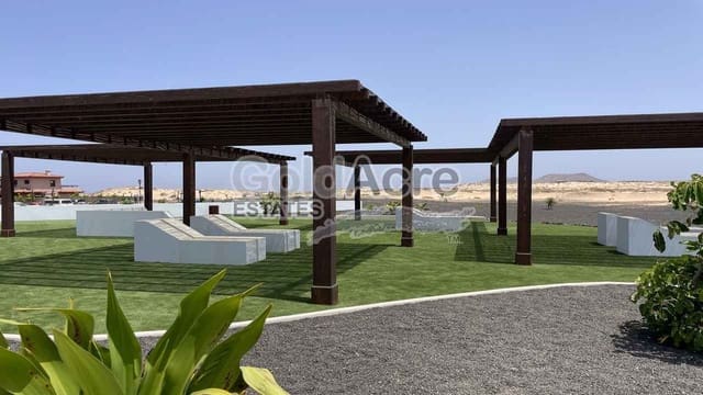 2 soveværelse Villa til salg i Majanicho, La Oliva med swimmingpool - € 269.000 (Ref: 9192670)