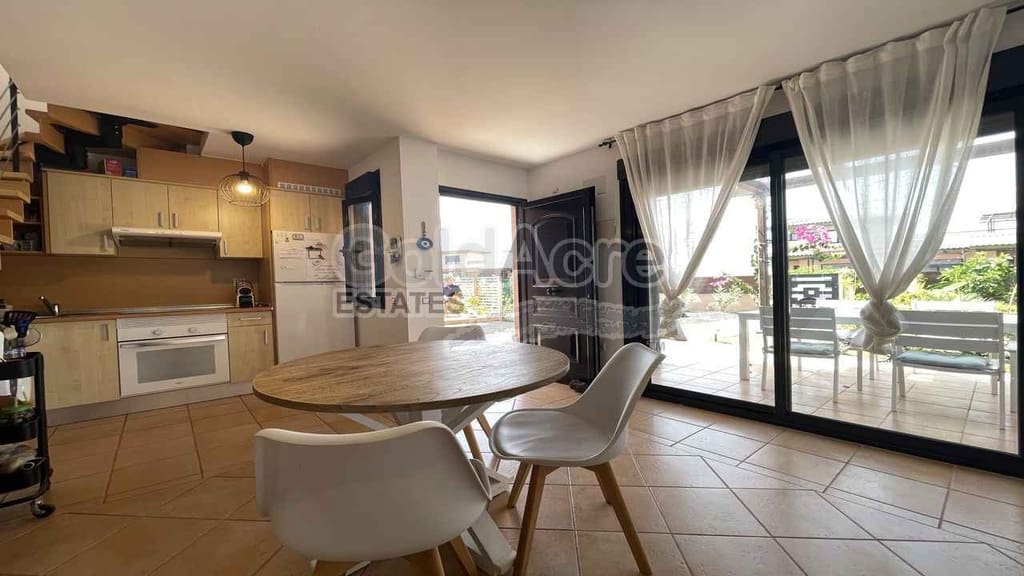 2 slaapkamer Villa te koop in Majanicho met zwembad - € 269.000 (Ref: 9192670)