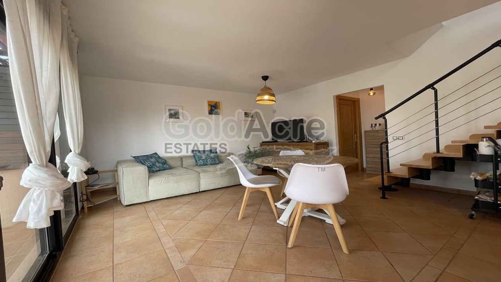 2 slaapkamer Villa te koop in Majanicho met zwembad - € 269.000 (Ref: 9192670)