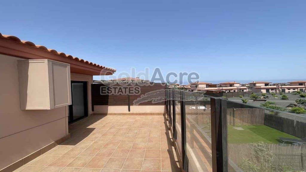 2 slaapkamer Villa te koop in Majanicho met zwembad - € 269.000 (Ref: 9192670)