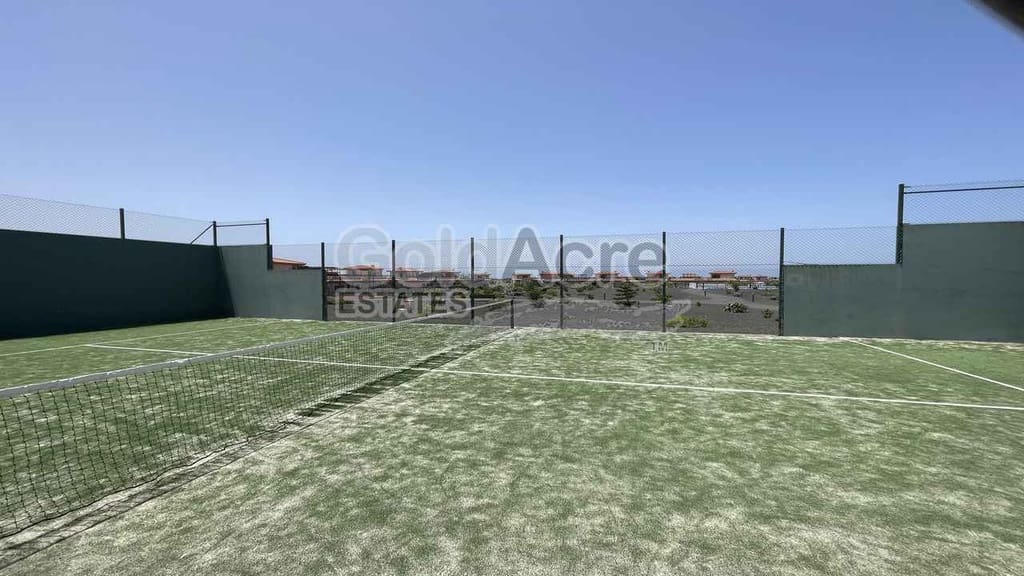 2 slaapkamer Villa te koop in Majanicho met zwembad - € 269.000 (Ref: 9192670)