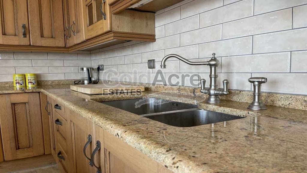 4 Zimmer Villa zu verkaufen in Villaverde mit Pool - 875.000 € (Ref: 9192671)