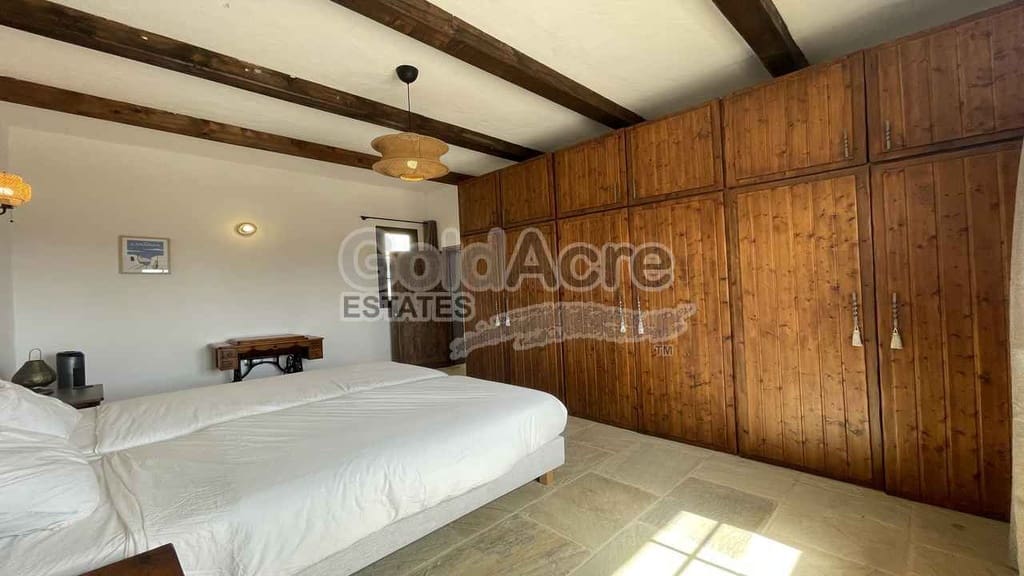 4 Zimmer Villa zu verkaufen in Villaverde mit Pool - 875.000 € (Ref: 9192671)