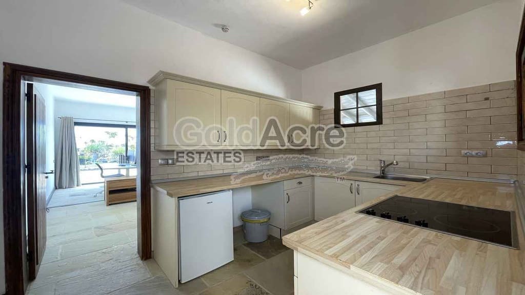 4 Zimmer Villa zu verkaufen in Villaverde mit Pool - 875.000 € (Ref: 9192671)