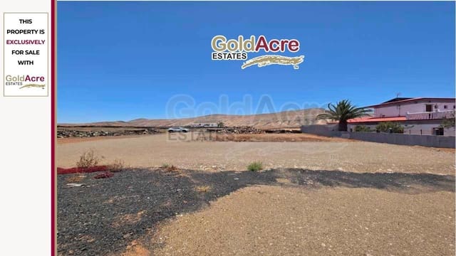 Rakentamaton maa myytävänä paikassa La Oliva - 155 000 € (Ref: 9194123)