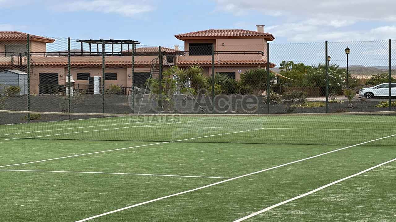 3 slaapkamer Villa te koop in Majanicho - € 285.000 (Ref: 9235887)