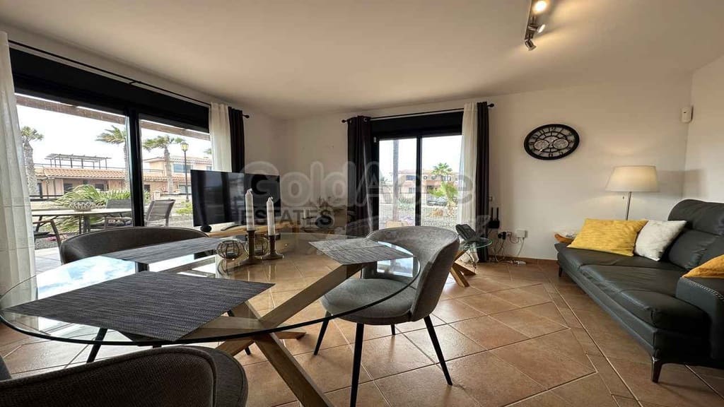 3 soverom Villa til salgs i Majanicho med svømmebasseng - € 260 000 (Ref: 9235887)