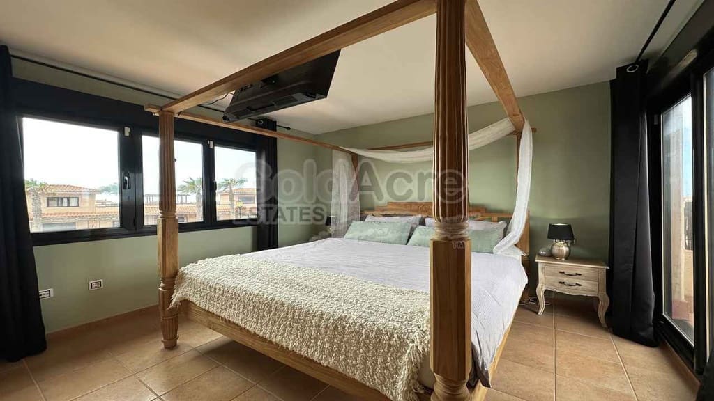 3 bedroom Villa for sale in Majanicho with pool - € 260,000 (Ref: 9235887)