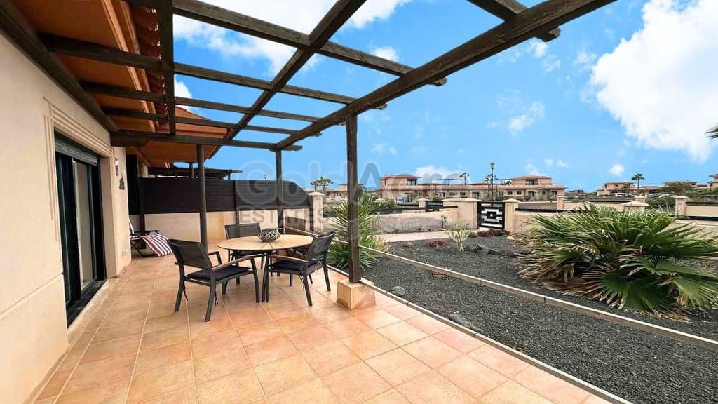 3 bedroom Villa for sale in Majanicho with pool - € 260,000 (Ref: 9235887)