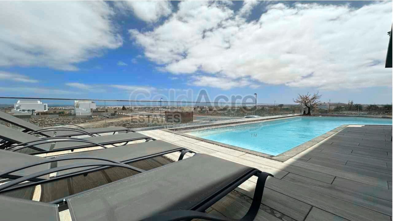 4 soveværelse Villa til salg i Corralejo - € 625.000 (Ref: 9236089)