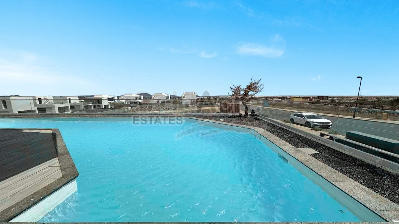 4 soveværelse Villa til salg i Corralejo - € 625.000 (Ref: 9236089)