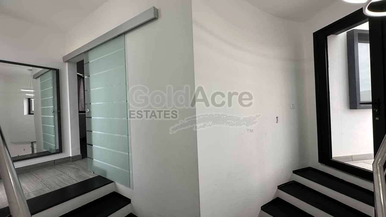 4 soveværelse Villa til salg i Corralejo - € 625.000 (Ref: 9236089)