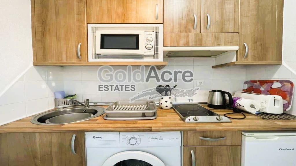 1 bedroom Apartment for sale in Corralejo with pool - € 175,000 (Ref: 9239511)