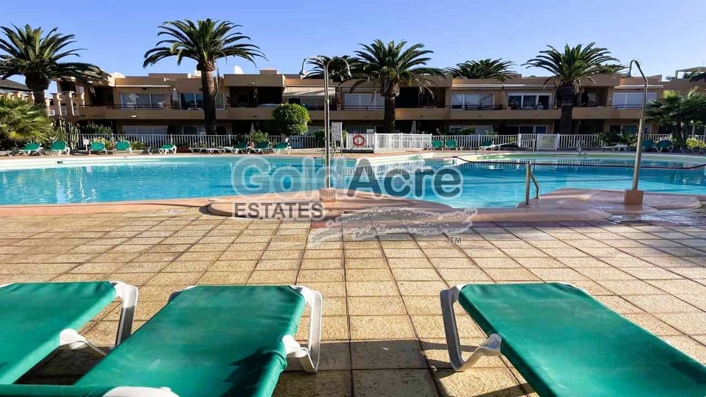 1 bedroom Apartment for sale in Corralejo with pool - € 175,000 (Ref: 9239511)
